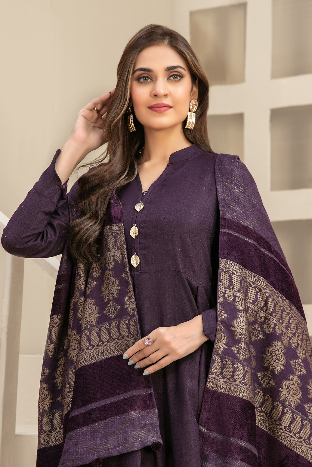 TAWAKKAL Winter Shawl - D-9784