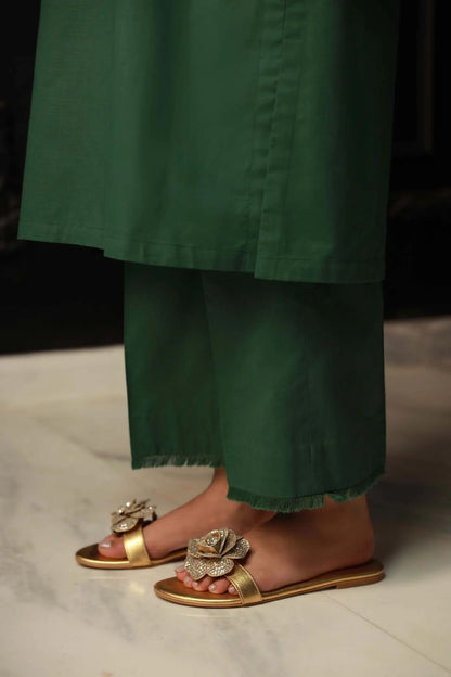 Enigmatic Ivy by SAHAR