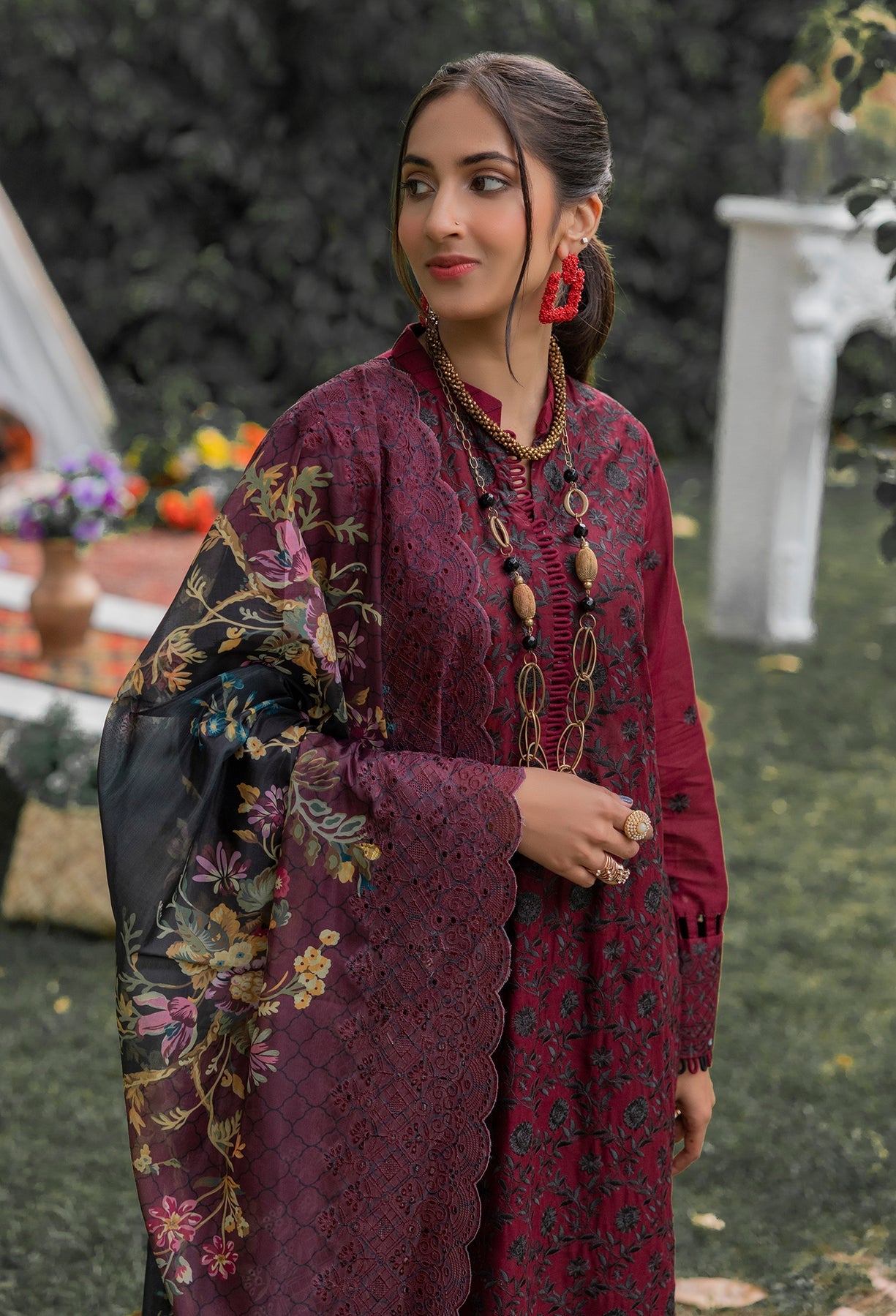 Adan Libas Chikankari - D6