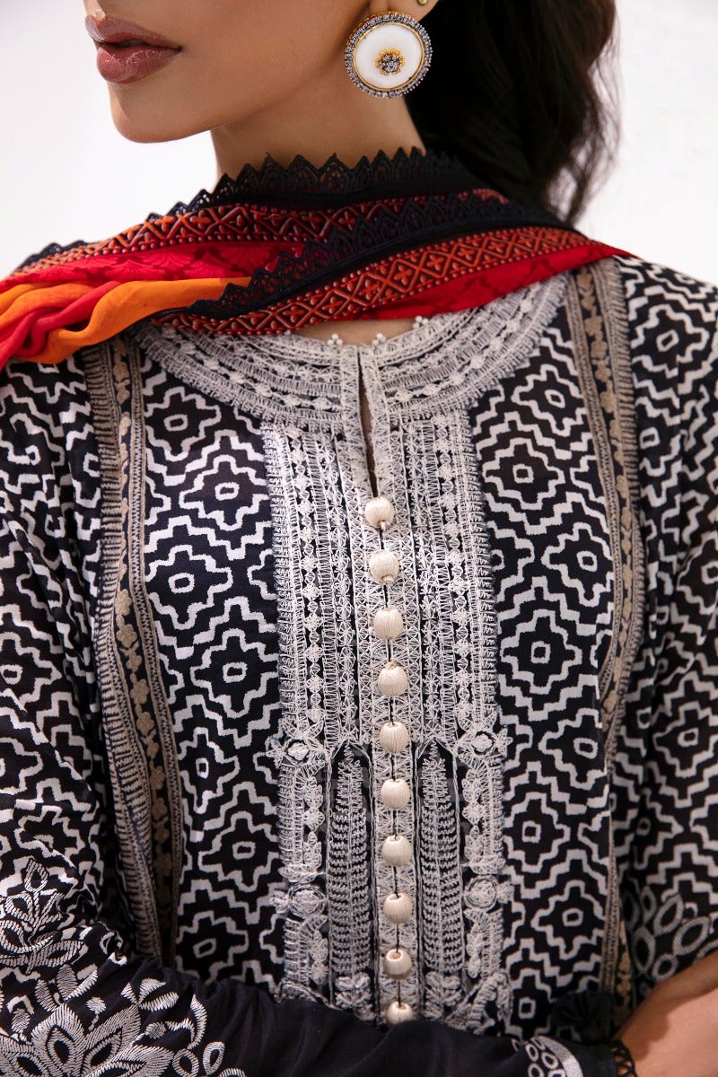 Sana Safinaz MAHAY - 3A