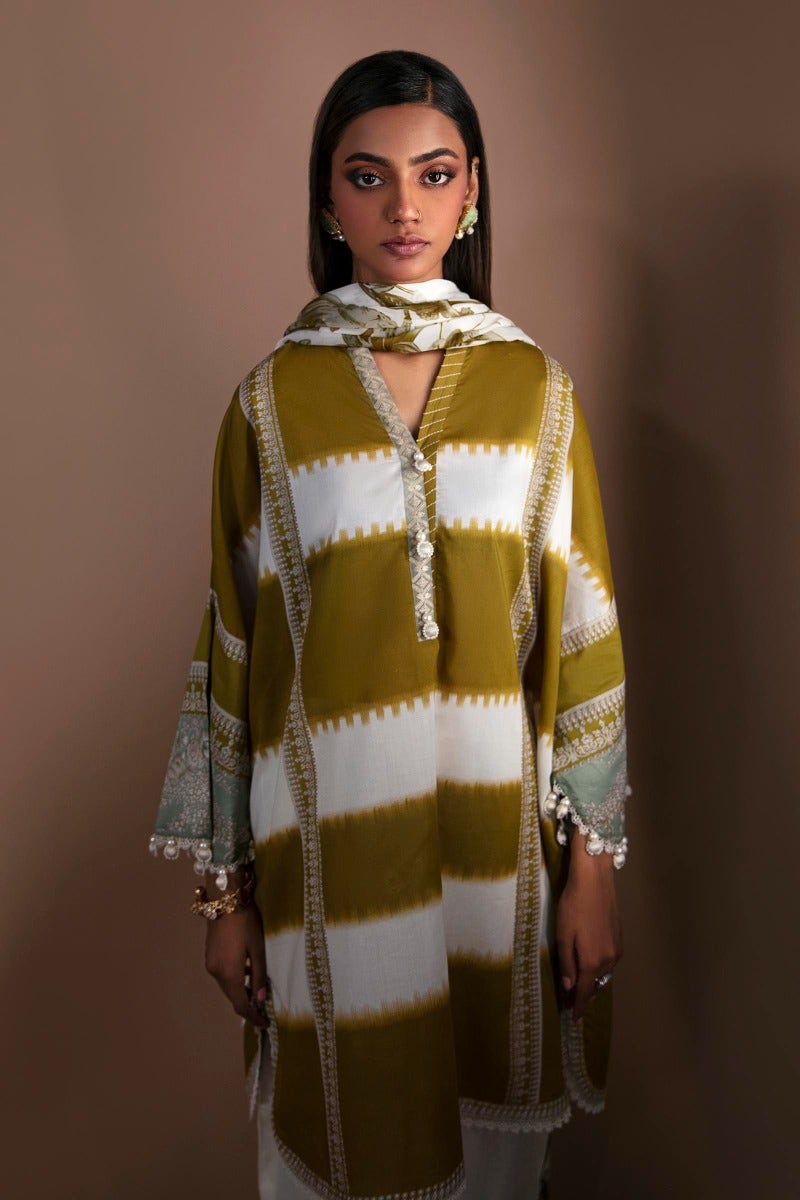 Sana Safinaz MAHAY - 4B