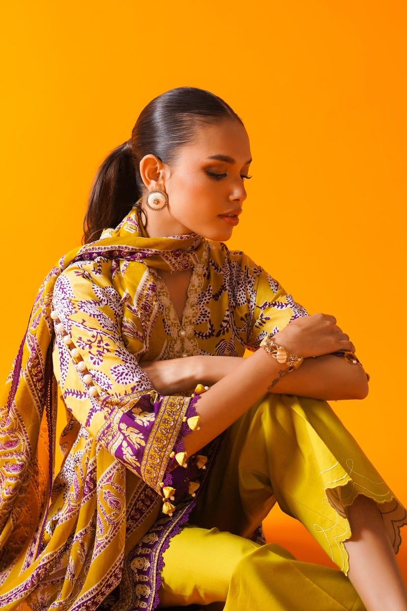 Sana Safinaz MAHAY - 8B